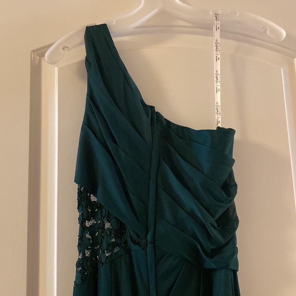 David’s Bridal Bridemaid dress - Picture 6 of 7
